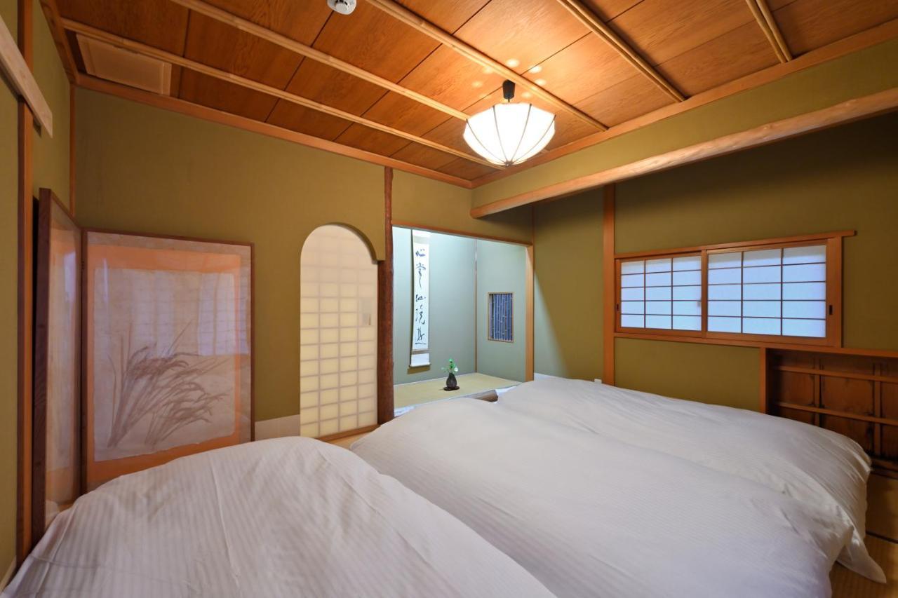 Apartment 島の風景に溶け込む、日本の伝統旅館「かんなから」 Tonosho (Kagawa)