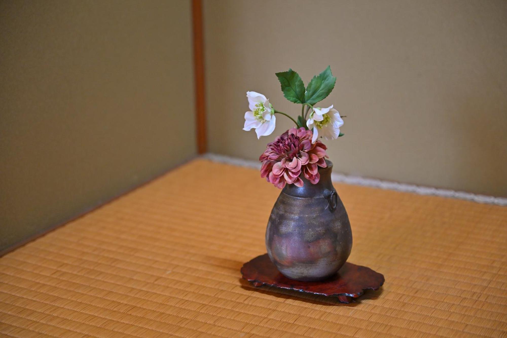 島の風景に溶け込む、日本の伝統旅館「かんなから」 Apartment