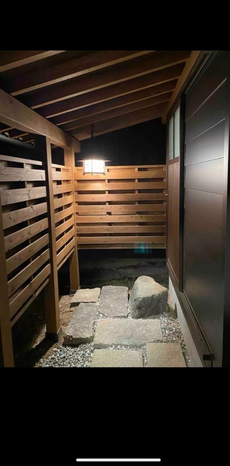 Apartment 島の風景に溶け込む、日本の伝統旅館「かんなから」 Tonosho (Kagawa)